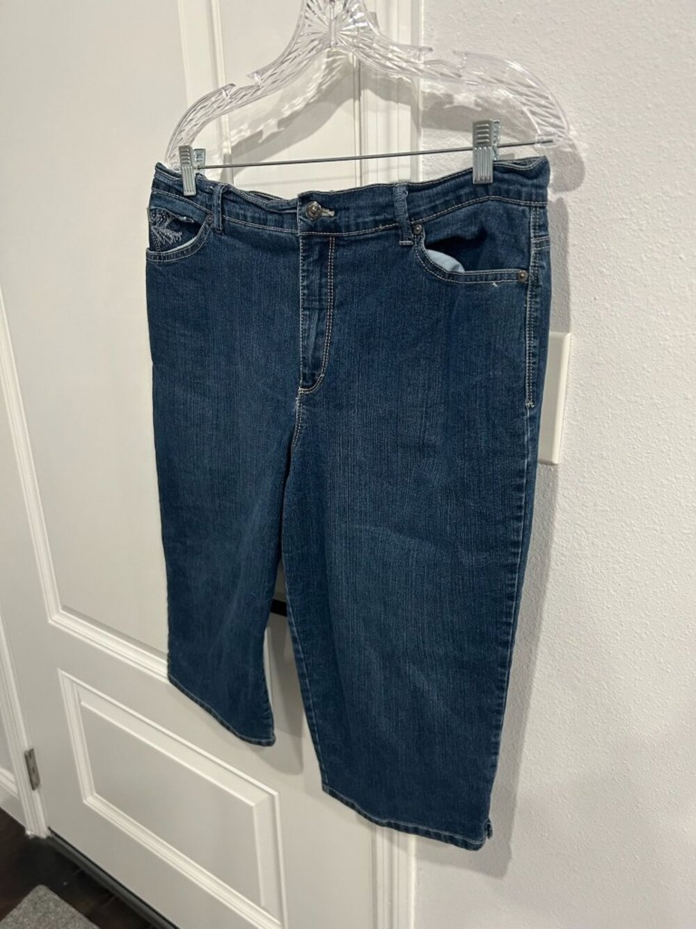 Gloria Vanderbilt 16 Denim Bermuda Shorts Embellished Pockets Boho Soft Girl - Picture 3 of 11